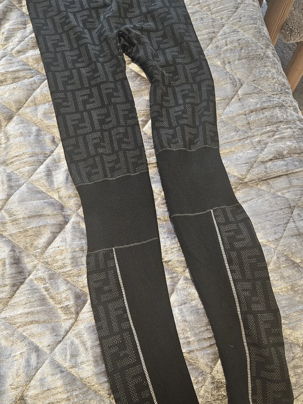 Fendi Black Leggings Sz Small Italy new W/tag +900 - Picture 4 of 10